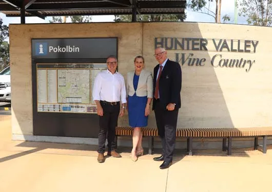 Hunter-Valley-Wine-Country-Tourism-Signage