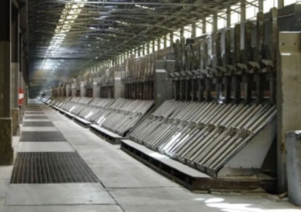 KurriKurri-aluminium-plant