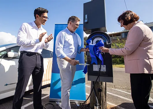 australian-electric-vehicle-supply-equipment-brendan-wheeler-the-hon-pat-conroy-mp-and-lake-macquarie-mayor-kay-fraser-unveil-electric-vehicle-charger