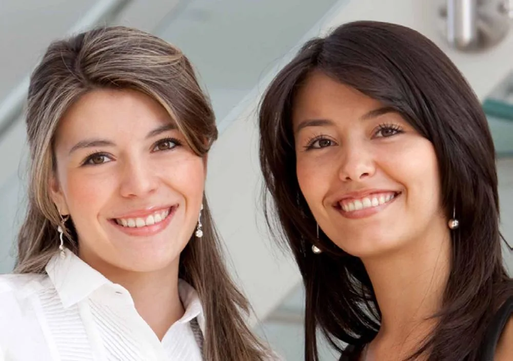 women-in-bus-web